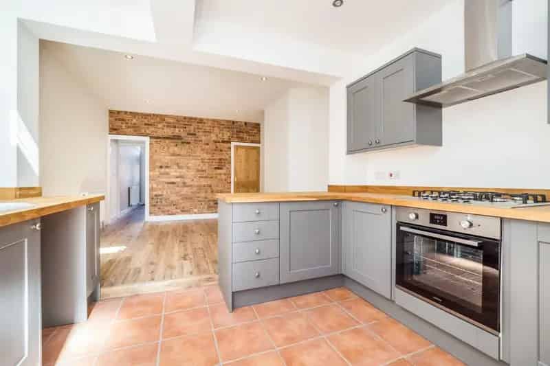 3 Bed Mid-Terraced House Norwich Golden Triangle No Onward Chain