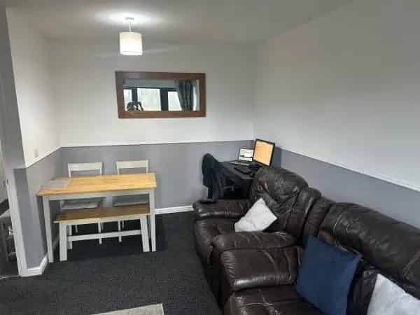 Lovely 2 Bedroom Ground Floor Flat