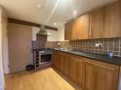 1 Bedroom Flat Cardiff Available July 13th Part Furnished