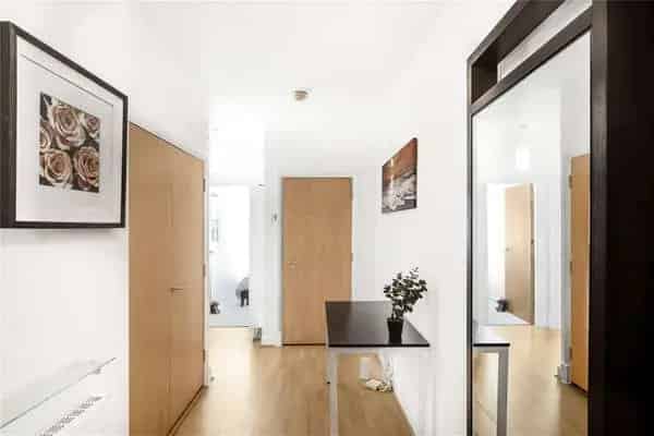 One Bedroom Apartment near City of London