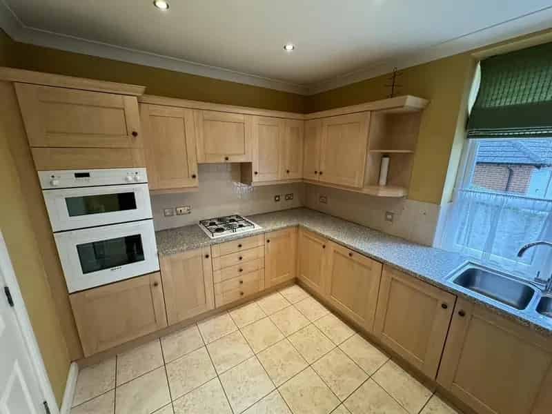 2 Bedroom Apartment to Rent Luxury Ground Floor Apartment