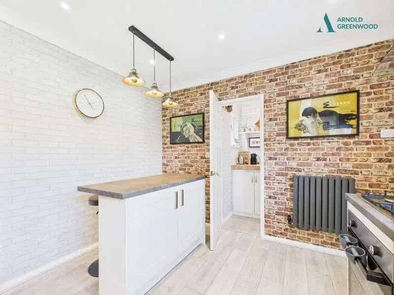 3 Bed Semi-Detached House For Sale