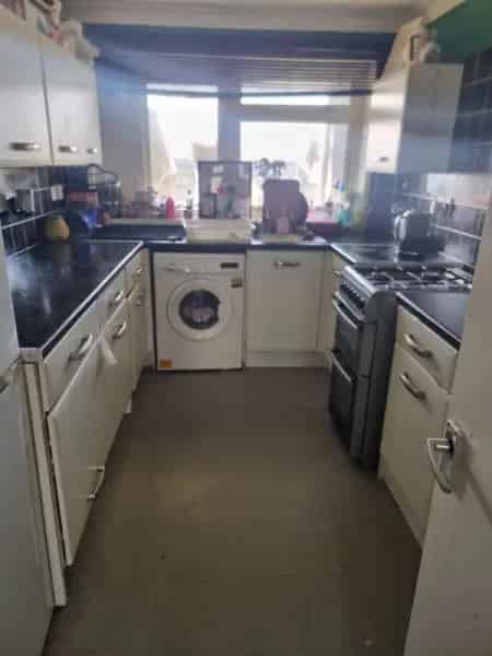 2 Bed First Floor Flat with 20ft Balcony and Ample Storage