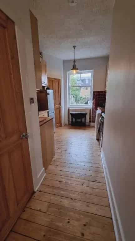 2 Bedroom Flat House to Rent in Blackford