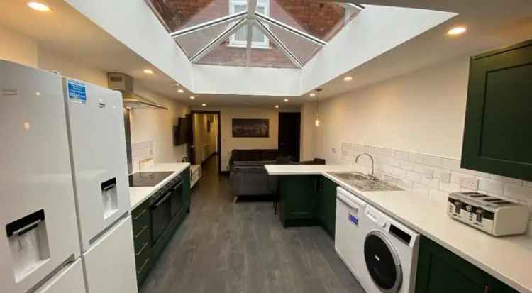 1 Bedroom House Share to Rent