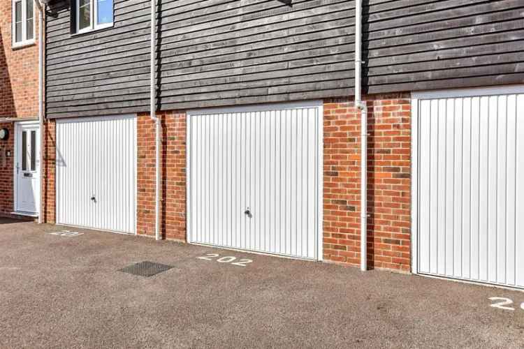 1 Bedroom Apartment for Sale - Ideal First Time Buyer