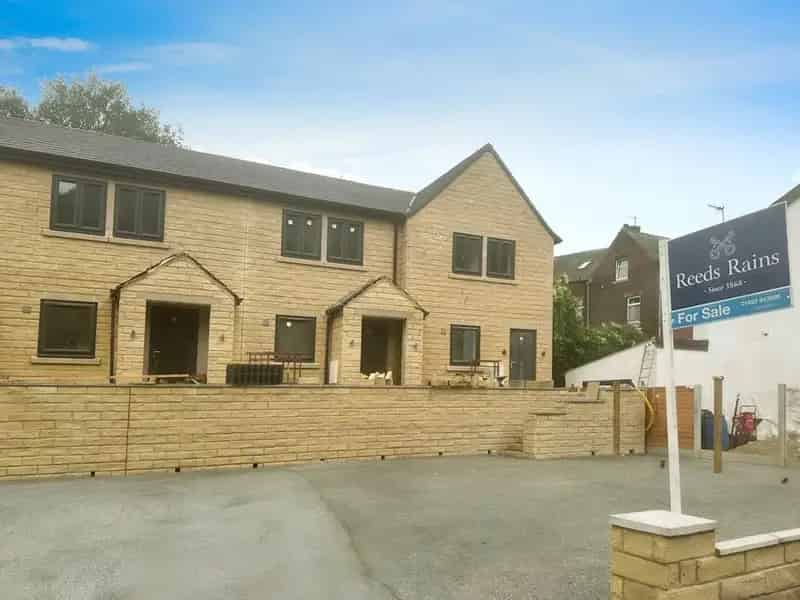 3 Bedroom End Terrace House for Sale Cornholme Todmorden