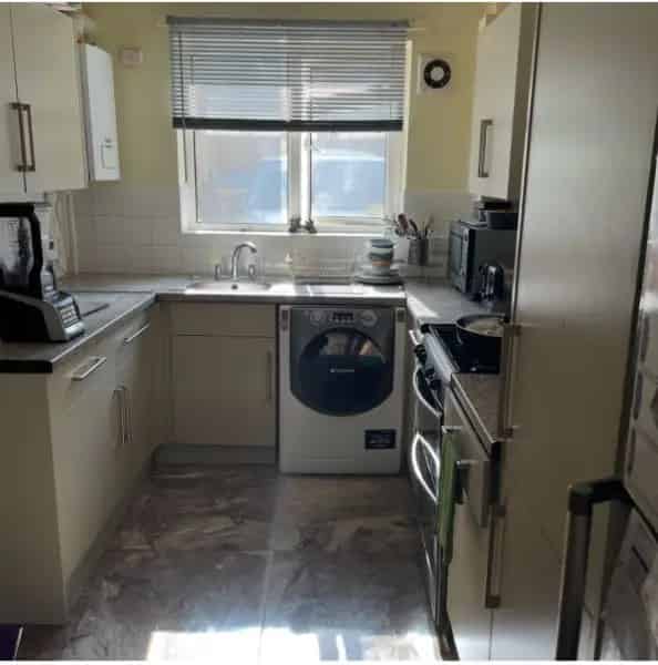 4 Bedroom Townhouse Near Nunhead Station