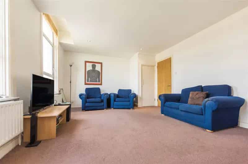 3 Bedroom Apartment to Rent Near Brixton and Herne Hill