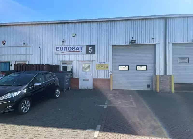 Industrial Office Building Ipswich A14 Access