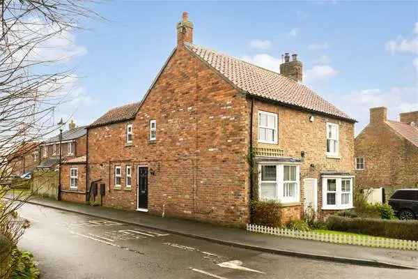 Dovecote Mews, Topcliffe, Thirsk, North Yorkshire, YO7 3RQ | Property for sale | Savills