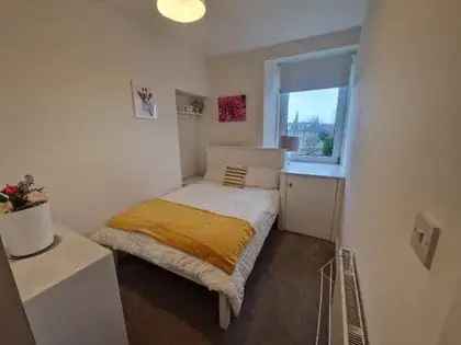 2 Bedroom 71m² Furnished Flat Aberdeen