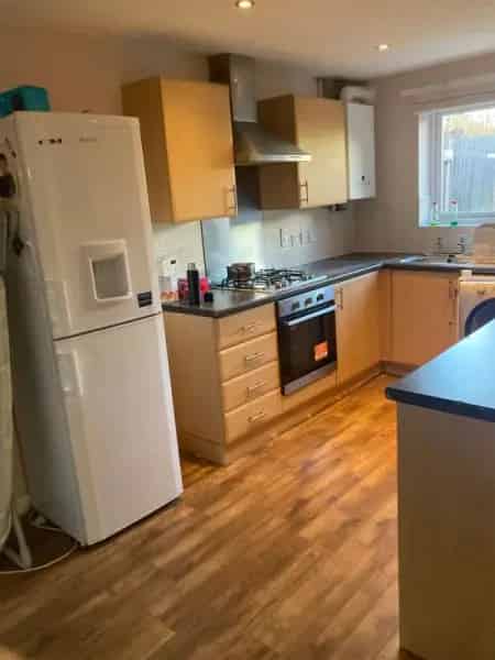 2 Bedroom New Build Ground Floor Flat with Driveway and Garden