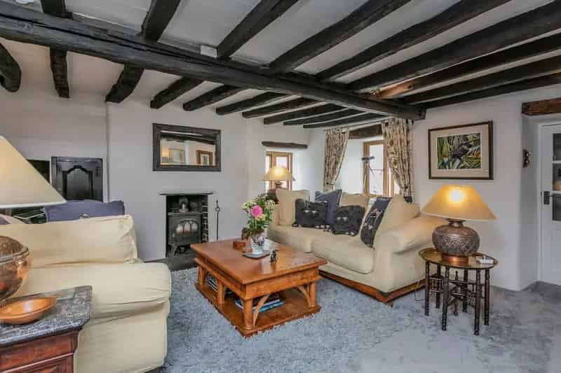 5 Bedroom Detached Lakeland House with Barn and Panoramic Views