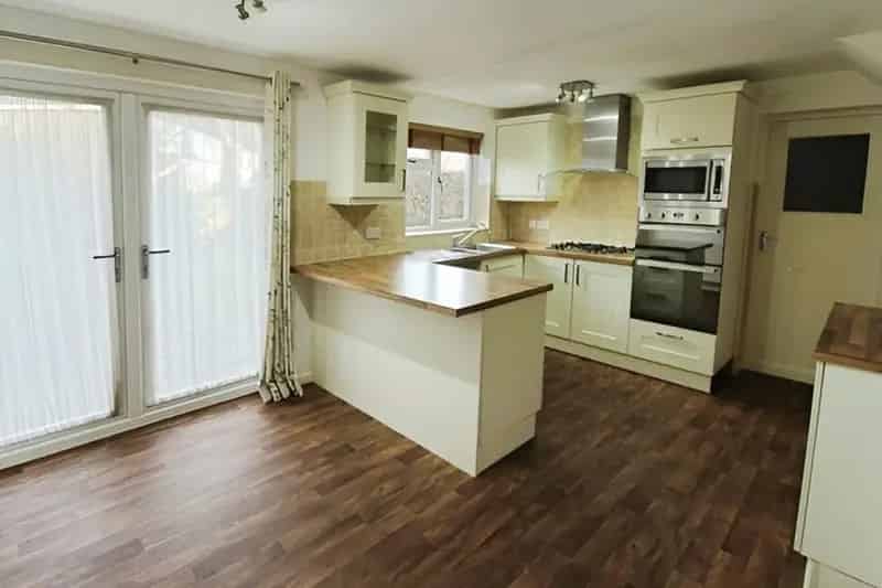 3 Bedroom Link Detached House Birmingham B28