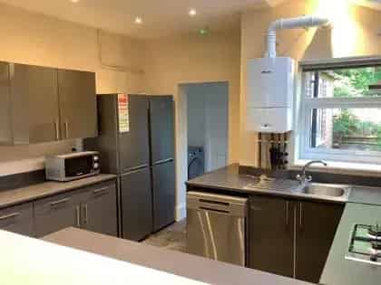 5 rooms house of 101 m² in London