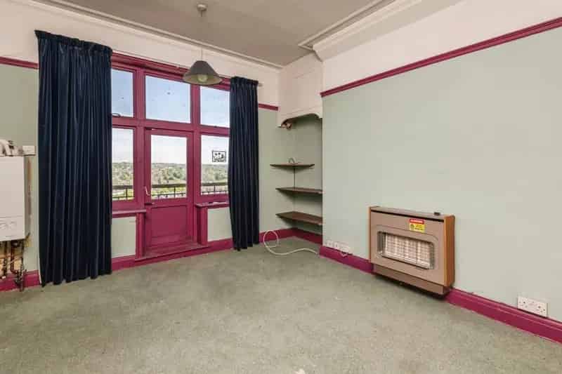 Flat For Sale , Leeds, England