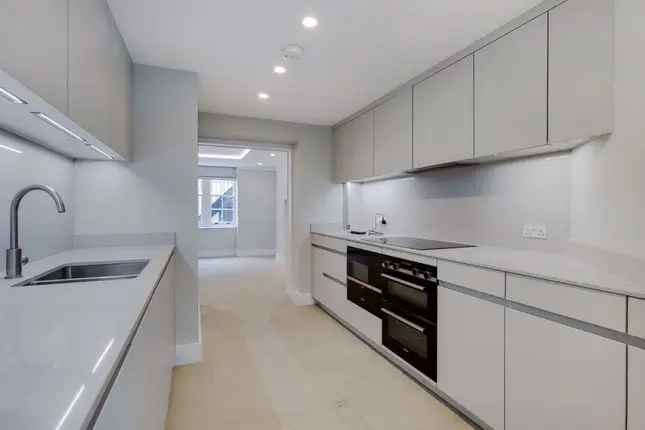 Terraced house to rent in Dorset Street, London W1U