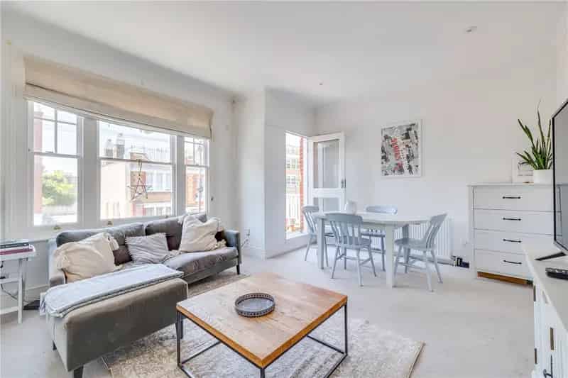 2 Bedroom Flat Fulham London
