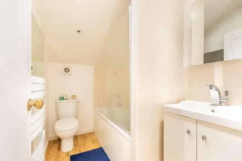 3 Bed Flat for Sale Near Tooting Bec