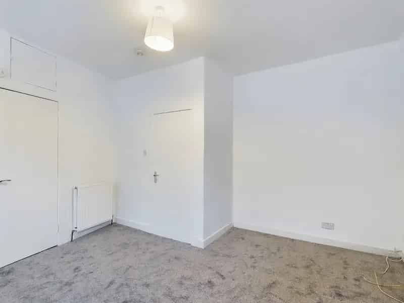1 Bedroom Flat to Rent in Edinburgh's Beaverbank Place