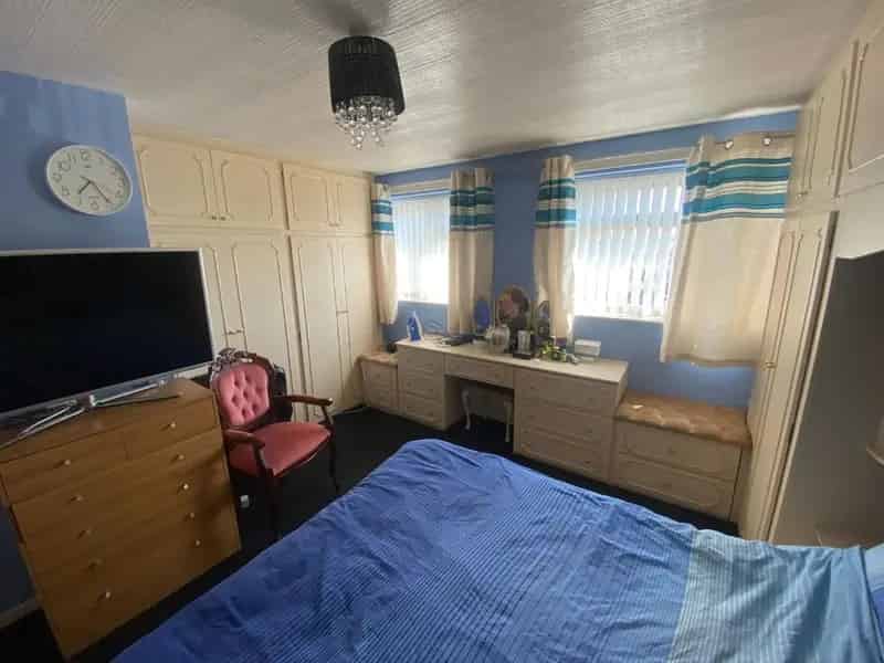 2 Bed Terrace House for Sale