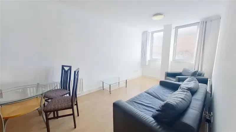 Spacious 1 Bedroom City Centre Flat to Rent