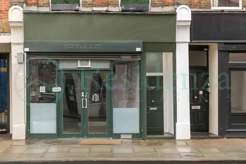 Class E Shop New Kings Road Near Putney Bridge