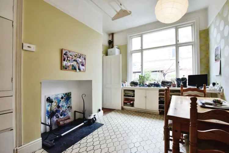 3 Bedroom Semi Detached House For Sale Cheadle Greater Manchester