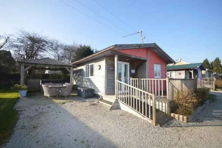 2 Bedroom Detached Bungalow to Rent