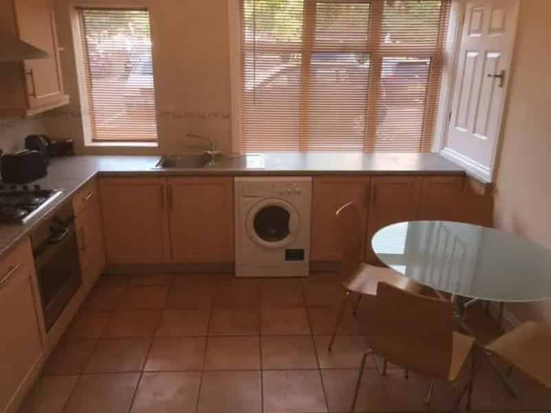 5 Bedroom Student Apartment To Let