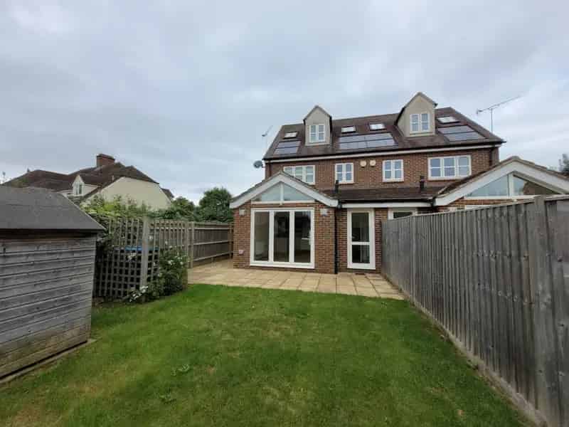 Three Double Bedroom Semi-Detached Home with Ensuites and Garden
