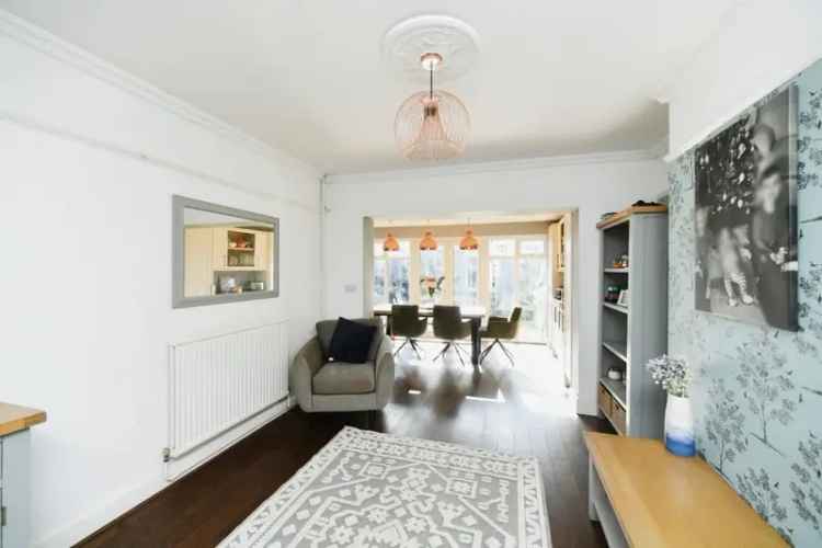 Spacious 3-Bed 1930s Semi-Detached House with Stunning Kitchen and Downland Views