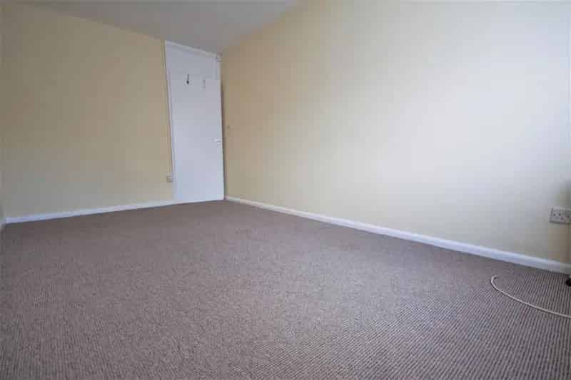 One Bedroom Apartment near Moseley Kings Heath Available June