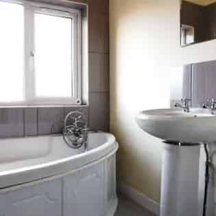 3 rooms house of 184 m² in Birmingham