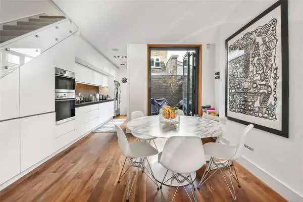 Orbain Road, Fulham, London, SW6 7JY | Property for sale | Savills