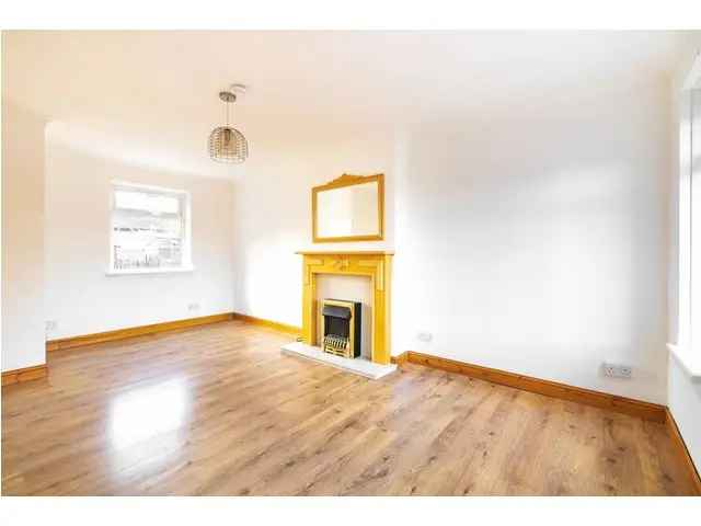 3 bedroom end-terraced house for sale