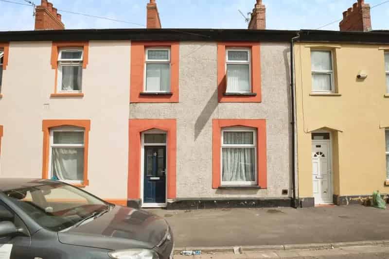 2 Bedroom Terraced House Grangetown - First Time Buy Investment
