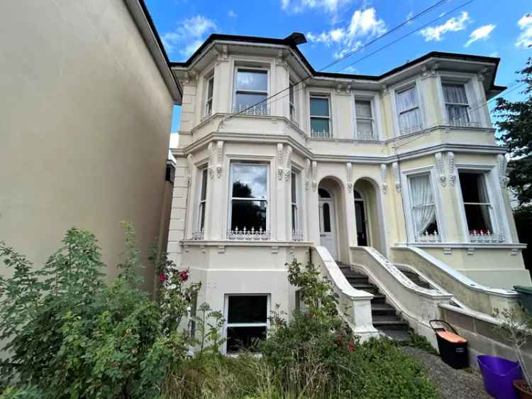 2 Bedroom Ground Floor Flat to Rent Tunbridge Wells
