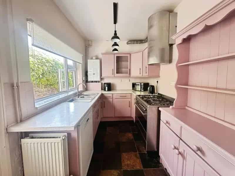 3 bedroom Mid Terrace House to rent, York, YO30