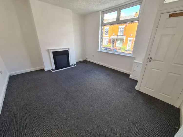 2 Bedroom Terraced House Near Amenities and Schools