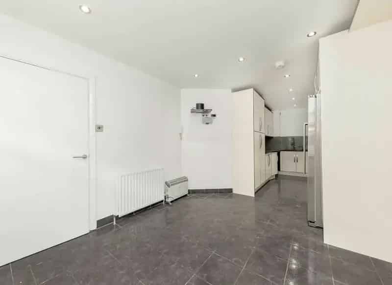 4 Bedroom Mews House with Garage Near Maida Vale