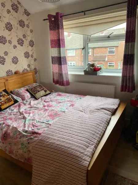 House For Rent in Kirklees, England