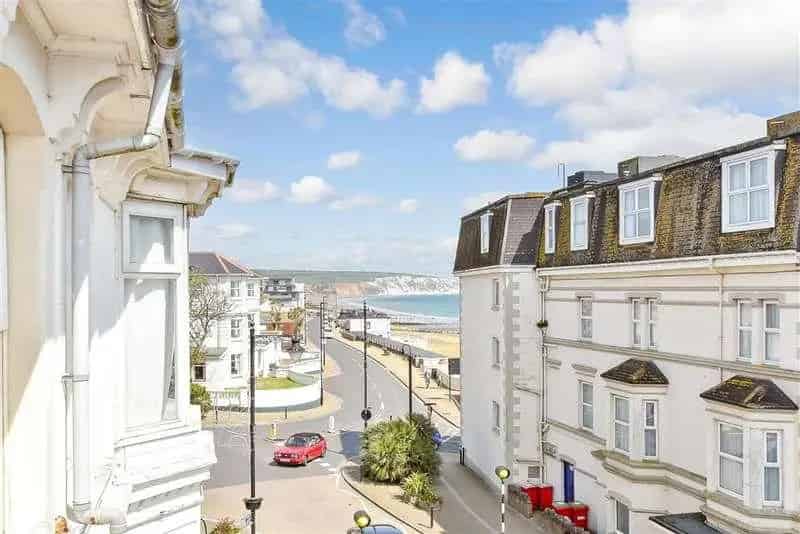3 Bed Flat for Sale Sandown Town Centre Near Beach