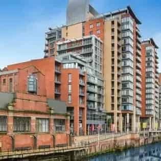 1 Bed Apartment Manchester Leftbank 38m² City Centre Parking