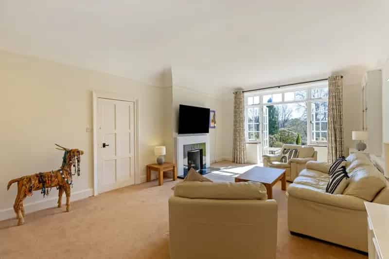 5 Bedroom Detached House For Sale Near Mannings Heath Golf Course