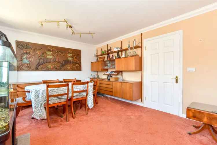 3 Bedroom End Terrace House for Sale Near Mainline Station