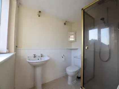 4 Bedroom House Manchester 74m²