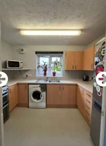 Flat For Rent in Chichester, England