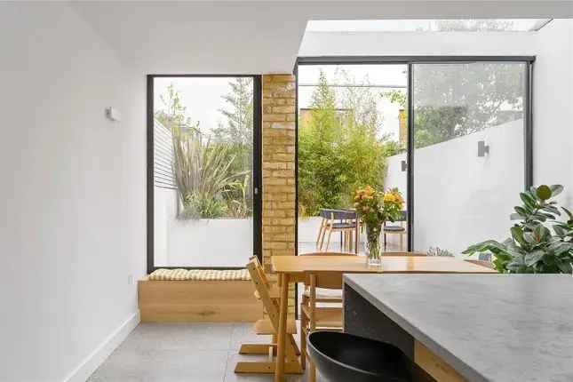 Highbury Hill Victorian House 3 Beds 2 Baths Stunning Garden